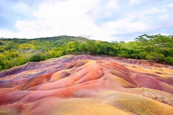 Seven Coloured Earths en Charamel-waterval