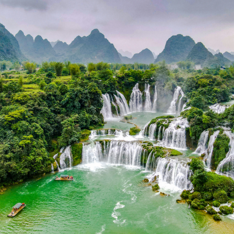 Vietnam - Ban Gioc Waterfalls